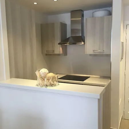 Garden City Apartment *